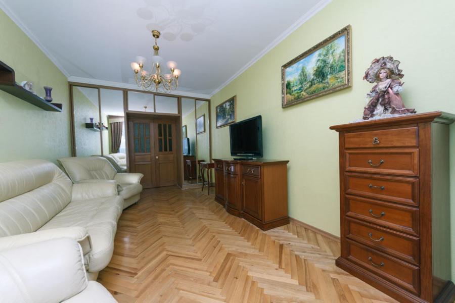 Apartment On Volodymirska 73 Street Kiev Exterior foto
